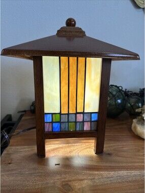 Huntington Tiffany Plug-In Accent Lamp Brown Wood/Glass Cord Switch 13in pagoda